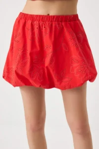 TRENDYOLMİLLA Red embroidery Balloon Shorts Skirt - Image 3