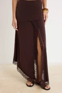 TRENDYOLMİLLA Brown skater Lace Detailed Regular Waist Maxi Flexible Knitting Skirt - Image 3