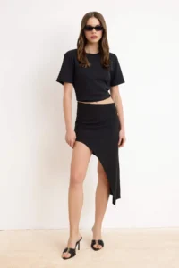 TRENDYOLMİLLA Black Pen Asymmetric buttoned Regular Waist Mini Scuba Crepe Knitting Skirt - Image 2