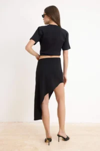 TRENDYOLMİLLA Black Pen Asymmetric buttoned Regular Waist Mini Scuba Crepe Knitting Skirt - Image 5