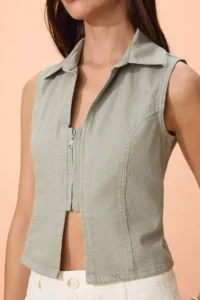 TRENDYOLMİLLA Light Khaki Shirt Collared Slim Fit Shirt - Image 3