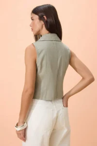 TRENDYOLMİLLA Light Khaki Shirt Collared Slim Fit Shirt - Image 4