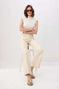 TRENDYOLMİLLA Ecru High Waist Medium Flexible Flare flared leg jeans - Image 2
