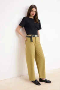 TRENDYOLMİLLA Light Khaki Pocket Detail Tencel Blended High Waist Baggy jeans - Image 2