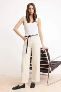 TRENDYOLMİLLA Ecru High Waist Stitching Detailed barrel jeans - Image 2
