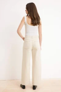 TRENDYOLMİLLA Ecru High Waist Stitching Detailed barrel jeans - Image 4