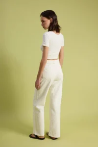 TRENDYOLMİLLA WHITE textured Material High Waist 100% Cotton Wide LegJeans - Image 4