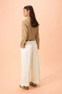 TRENDYOLMİLLA WHITE Arched Pili Detailed Weaving Gabardine Pants - Image 4