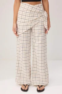TRENDYOLMİLLA WHITE-Multicolored with scarf Checkered Wide Leg Pants - Image 3