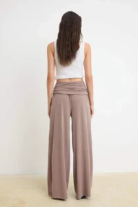 TRENDYOLMİLLA Mink Premium Lyocell Wide Leg Belted Regular Waist LONG Knitting Pants - Image 4