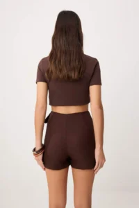 TRENDYOLMİLLA Dark Brown Binding Detailed Shorts & Bermuda - Image 4