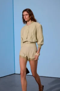 TRENDYOLMİLLA Limited Edition Green Shorts & Bermuda - Image 3