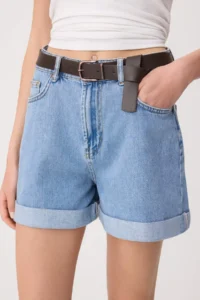TRENDYOLMİLLA Mavi Belt Detailed High Waist City Size DENIM Shorts - Image 4