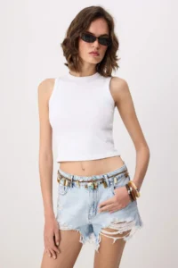 TRENDYOLMİLLA Light Blue Split Detailed Ekstra Mini DENIM Shorts - Image 2