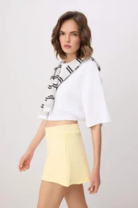 TRENDYOLMİLLA Yellow Plain Regular Waist Wide Leg Short 3 Yarn combed Knitting Shorts & Bermuda - Image 2