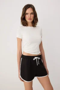 TRENDYOLMİLLA Black-Gray Plain High Waist Wide Leg 2 Yarn Knitting Shorts & Bermuda - Image 5