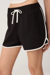 TRENDYOLMİLLA Black-Gray Plain High Waist Wide Leg 2 Yarn Knitting Shorts & Bermuda - Image 6