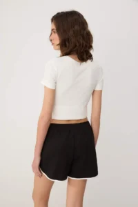 TRENDYOLMİLLA Black-Gray Plain High Waist Wide Leg 2 Yarn Knitting Shorts & Bermuda - Image 7