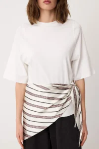 TRENDYOLMİLLA Ecru Regular/Normal Pattern Shawl Detailed Drop Sleeve Short Sleeve 100% Cotton Knitting T-Shirt - Image 3