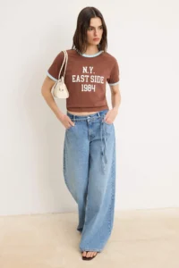 TRENDYOLMİLLA Brown Slogan Regular Crew Neck Raglan Sleeve Short Tok 100% Cotton Knitting T-Shirt - Image 2