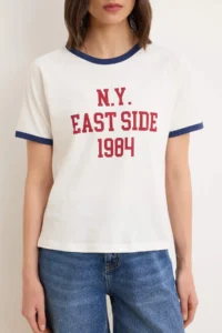 TRENDYOLMİLLA Ecru Slogan Regular Crew Neck Raglan Sleeve Short Tok 100% Cotton Knitting T-Shirt - Image 3