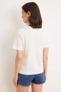 TRENDYOLMİLLA Ecru Printed Regular Crew Neck Standard Sleeve Short 100% Cotton Knitting T-Shirt - Image 4
