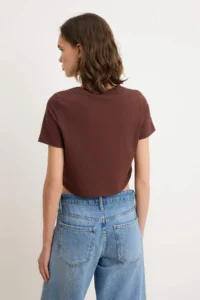 TRENDYOLMİLLA Brown Regular/Normal Pattern Short Sleeve Lace Tok 100% Cotton Knitting T-Shirt - Image 4