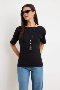 TRENDYOLMİLLA Black Plain Regular Boat Neck Drop Sleeve Short LONG 100% Cotton Knitting T-Shirt - Image 2