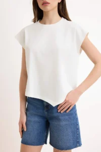 TRENDYOLMİLLA Ecru Plain relaxed Crew Neck Drop Sleeve Short 100% Cotton Knitting T-Shirt - Image 3
