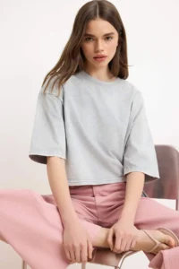 TRENDYOLMİLLA Gray relaxed/Rahat Pattern Antique/Faded Effect Crop/Short Tok 100% Cotton Knitting T-Shirt