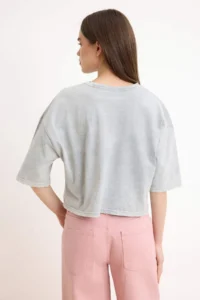 TRENDYOLMİLLA Gray relaxed/Rahat Pattern Antique/Faded Effect Crop/Short Tok 100% Cotton Knitting T-Shirt - Image 4