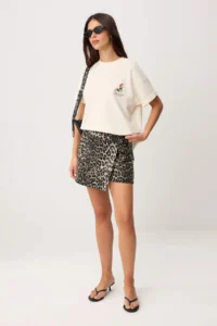 TRENDYOLMİLLA Ecru Printed Oversized/Wide Pattern Short Sleeve Knitting T-Shirt - Image 2