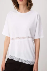 TRENDYOLMİLLA Ecru Cotton Lace Detailed relaxed Short Sleeve Knitting T-Shirt - Image 3