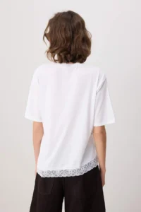 TRENDYOLMİLLA Ecru Cotton Lace Detailed relaxed Short Sleeve Knitting T-Shirt - Image 4