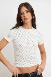 TRENDYOLMİLLA Ecru Polka Dot Fitted Short Sleeve Knitting T-Shirt - Image 2