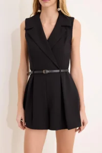 TRENDYOLMİLLA Black Arched Sleeveless Mini Flexible Weaving Jumpsuit - Image 3