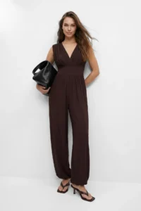 TRENDYOLMİLLA Brown Plain Sleeveless Shalwar Hem Jumpsuit - Image 2