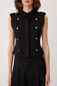 TRENDYOLMİLLA Black Fitted Shirt Collar buttoned buttoned Scuba Crepe Knitting Vest - Image 3