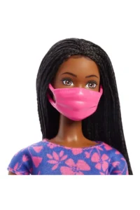 Barbie Hgx55 Brooklyn Travel Doll And Accessories - Image 4