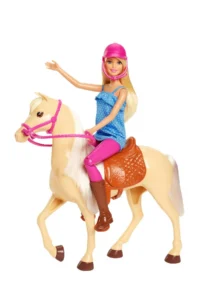 Barbie and Pretty Horse PlaysetBarbie and Pretty Horse Playset with Blonde Doll - Image 3