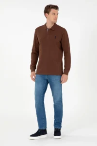 US Polo Shirt Assn. Men Brown Basic Sweatshirt - Image 4