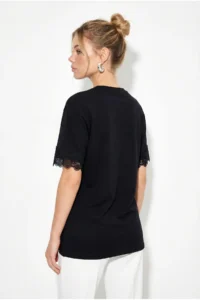 Bianco Lucci Women's Crew Neck Lace Detailed Oversize T-Shirt 2134 - Image 4