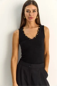 Bianco Lucci Women's Beaded Accessory V-Neck Stretchy Blouse ÖB261023