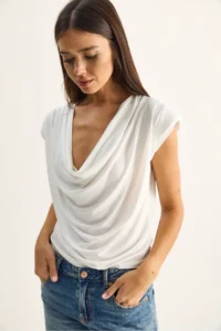 Bianco Lucci Women's Padded Collar Neck Viscose Blouse 28008 - Image 4
