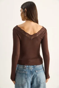 Bianco Lucci Women's V-Neck Lace Detailed Long Sleeve Combed Cotton Blouse 0428 - Image 6