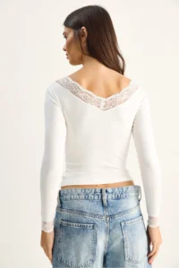 Bianco Lucci Women's V-Neck Lace Detailed Long Sleeve Combed Cotton Blouse 0428 - Image 7