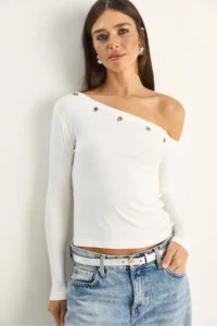 Bianco Lucci Women's Metal Ring Detailed Boat Neck Combed Cotton Blouse 0464 - Image 2