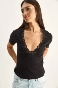Bianco Lucci Women's Deep V-Neck Lace Detailed Corduroy Blouse 1080 - Image 5