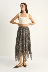Bianco Lucci Women's Patterned Asymmetrical Cut Lined Chiffon Midi Skirt - Image 4