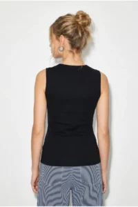 Bianco Lucci Women's Lace Detailed V-Neck Fit Athlete Blouse 1054 - Image 5